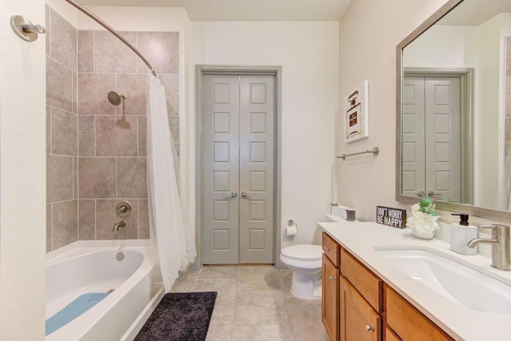 Fancy Apt Downtown. Pool. Gym. Lounge. Pet Ok Houston Exterior foto
