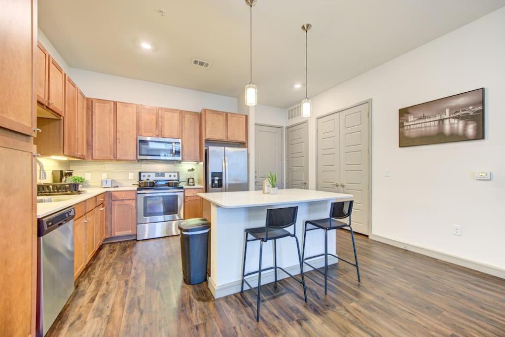 Fancy Apt Downtown. Pool. Gym. Lounge. Pet Ok Houston Exterior foto