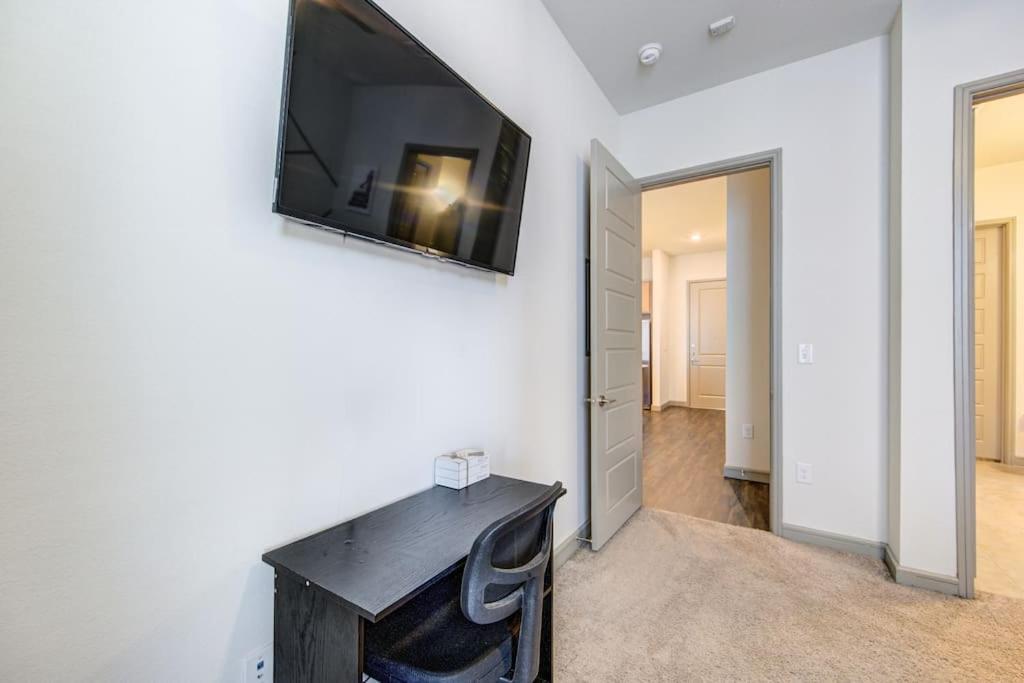 Fancy Apt Downtown. Pool. Gym. Lounge. Pet Ok Houston Exterior foto